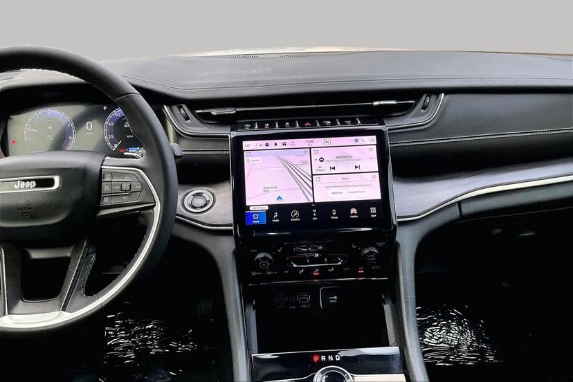 2023 Jeep Grand Cherokee - Image 7