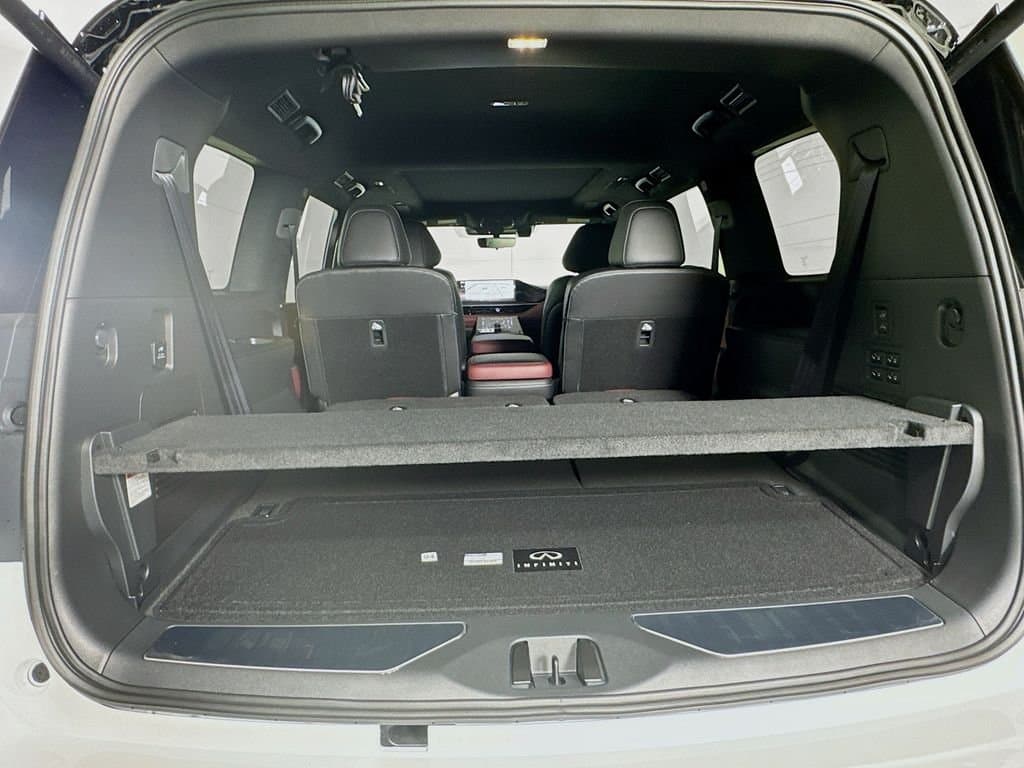 2026 INFINITI QX80 - Image 32