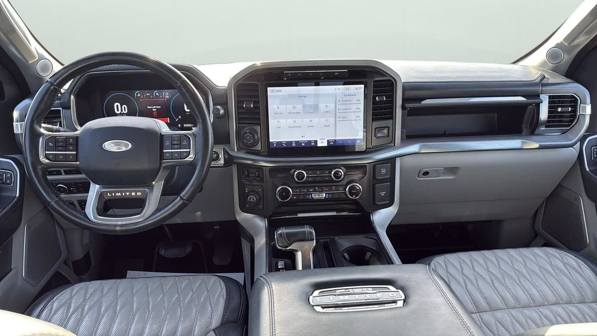 2022 Ford F-150 - Image 24