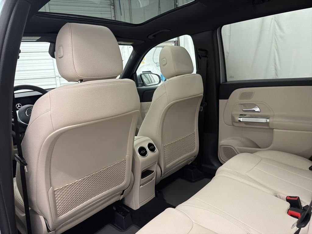 2026 MERCEDES-BENZ GLB - Image 19