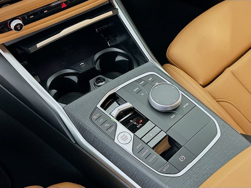 2026 BMW 3 Series - Image 15