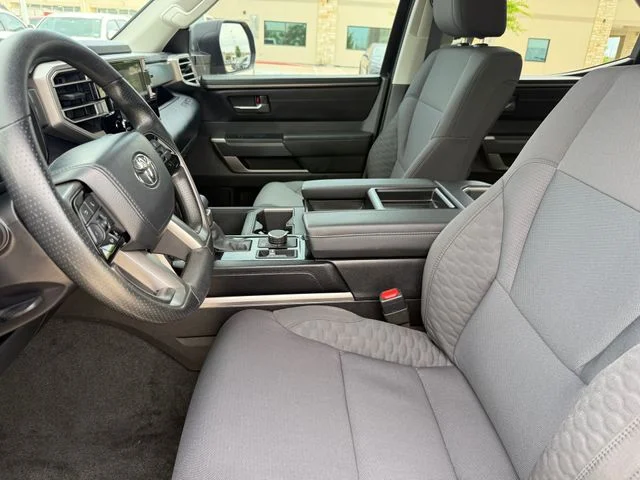 2024 Toyota Tundra - Image 13