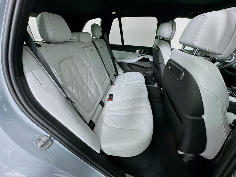 2024 BMW X5 - Image 28