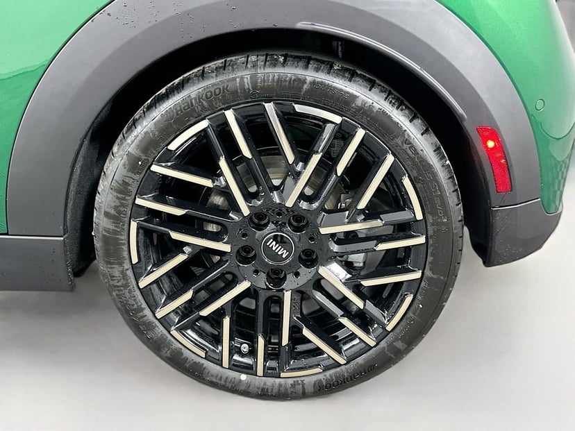 2026 MINI 2 Door - Image 21