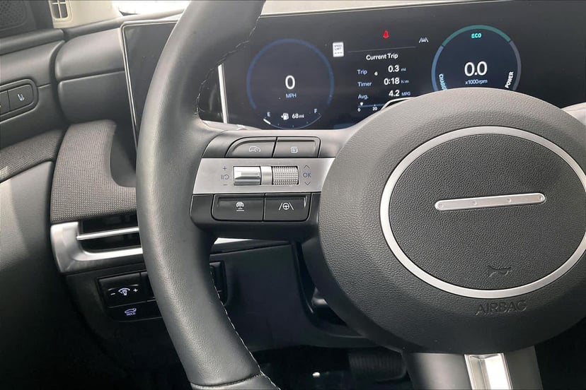2025 Hyundai Tucson Hybrid - Image 24
