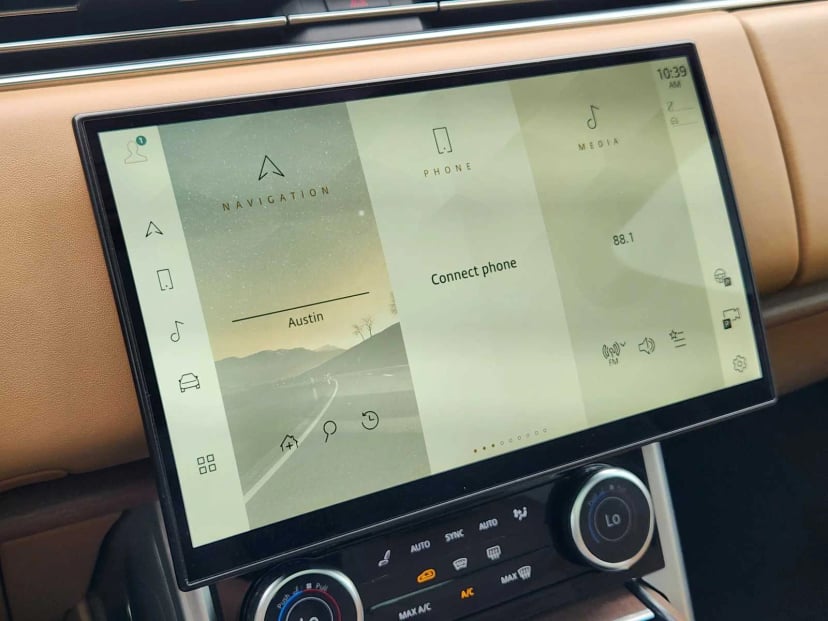 2023 Land Rover Range Rover - Image 16