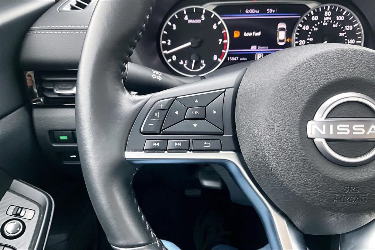 2025 Nissan Sentra - Image 23