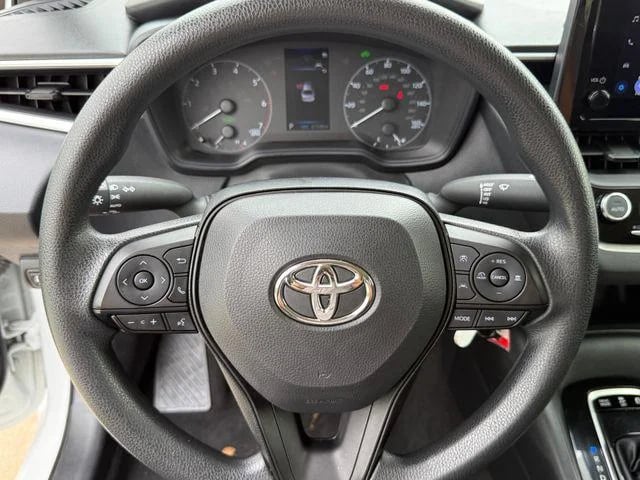 2025 Toyota COROLLA HYBRID - Image 12