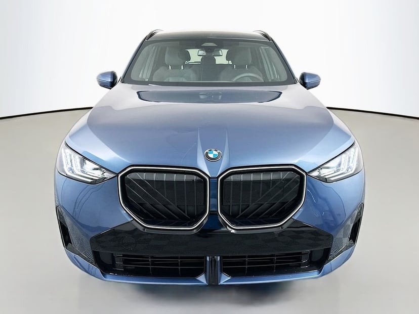 2026 BMW X3 - Image 2