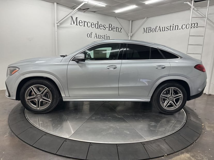 2026 Mercedes-Benz GLE - Image 2