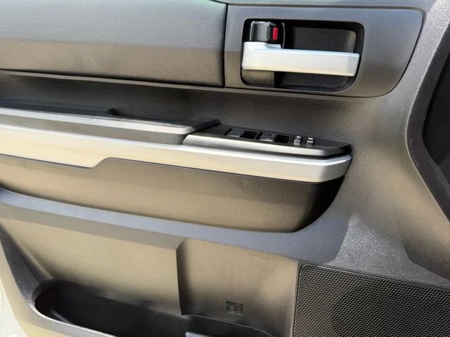 2021 Toyota Tundra - Image 17