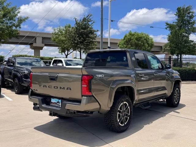 2026 Toyota Tacoma - Image 5