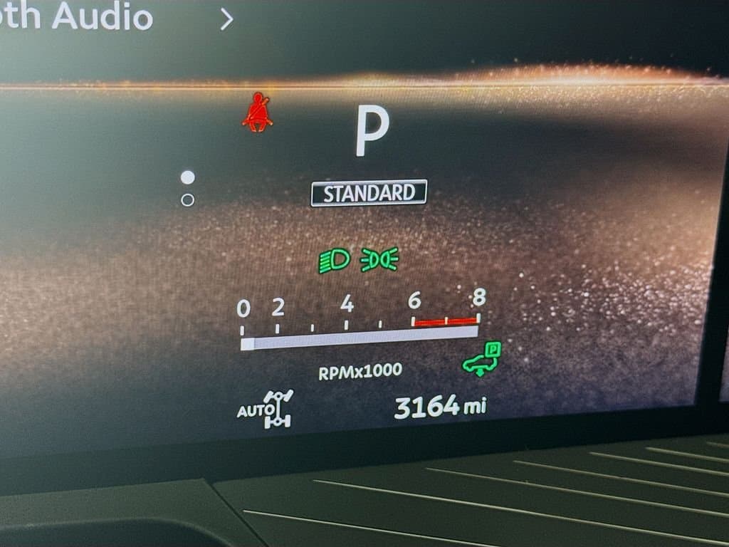 2026 INFINITI QX80 - Image 17