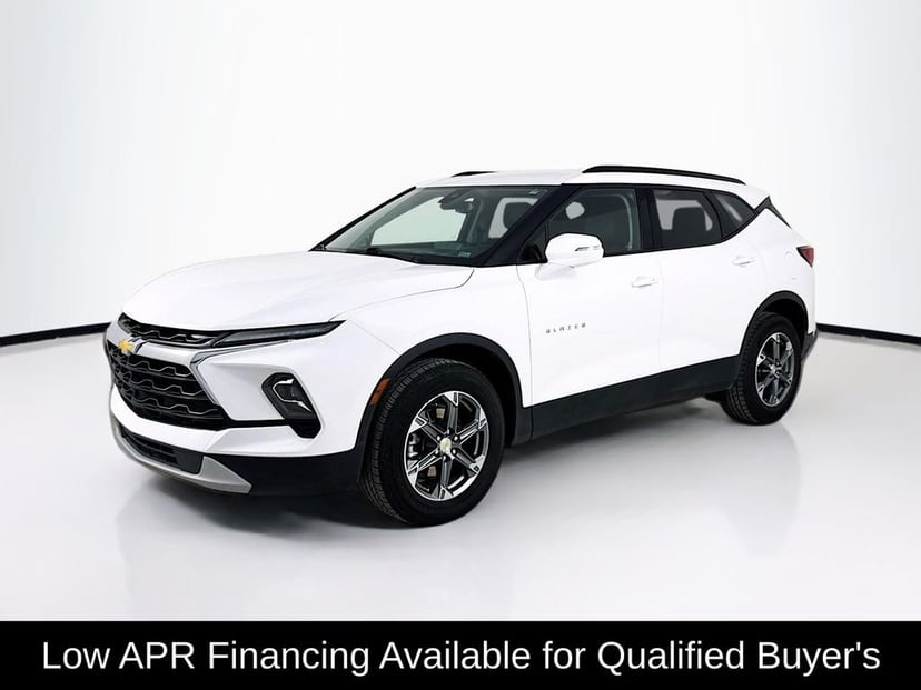 2023 Chevrolet Blazer - Image 3