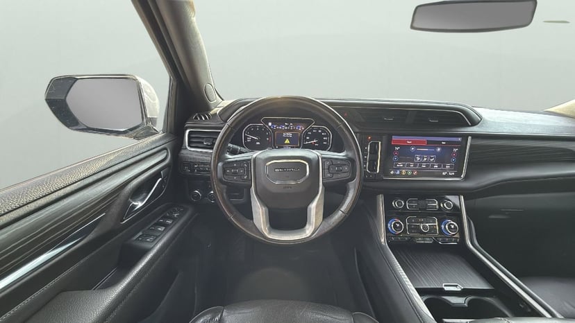 2021 GMC Yukon - Image 13