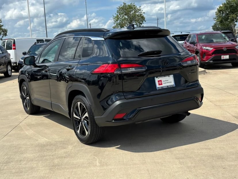 2025 Toyota Corolla Cross - Image 3