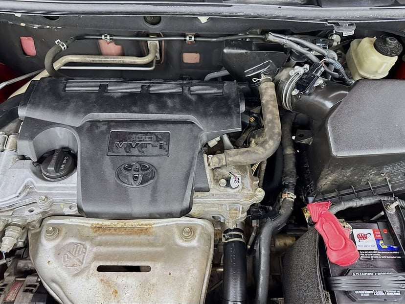 2015 Toyota RAV4 - Image 35