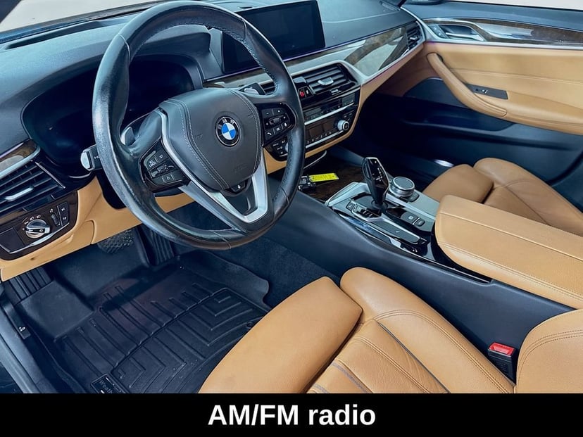 2020 BMW 5 Series - Image 11