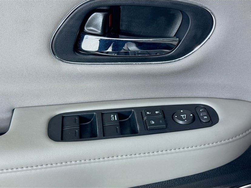 2018 Honda HR-V - Image 23