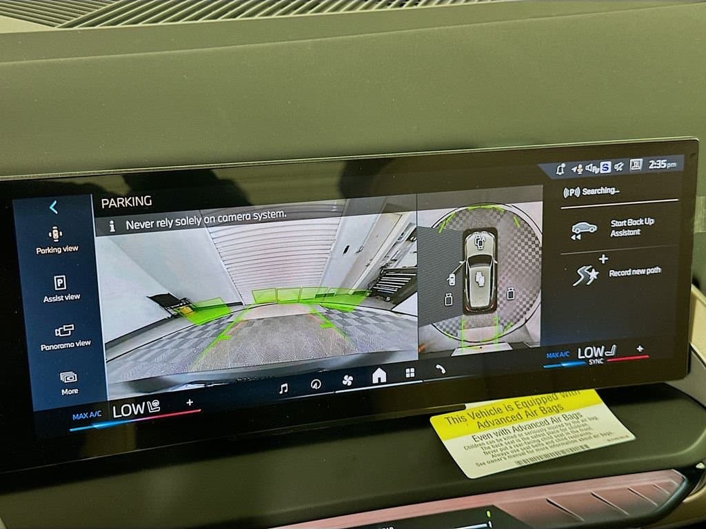 2025 BMW X3 - Image 13