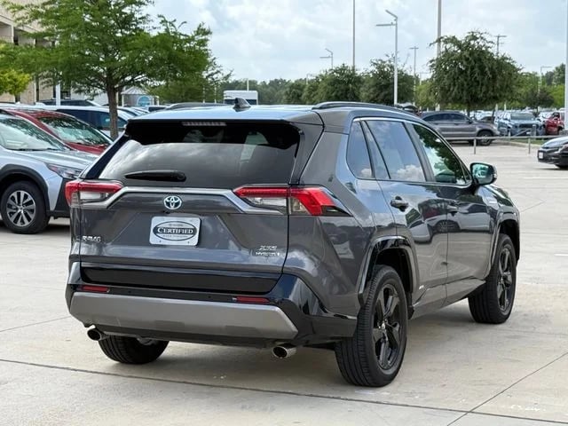 2019 Toyota RAV4 Hybrid - Image 4