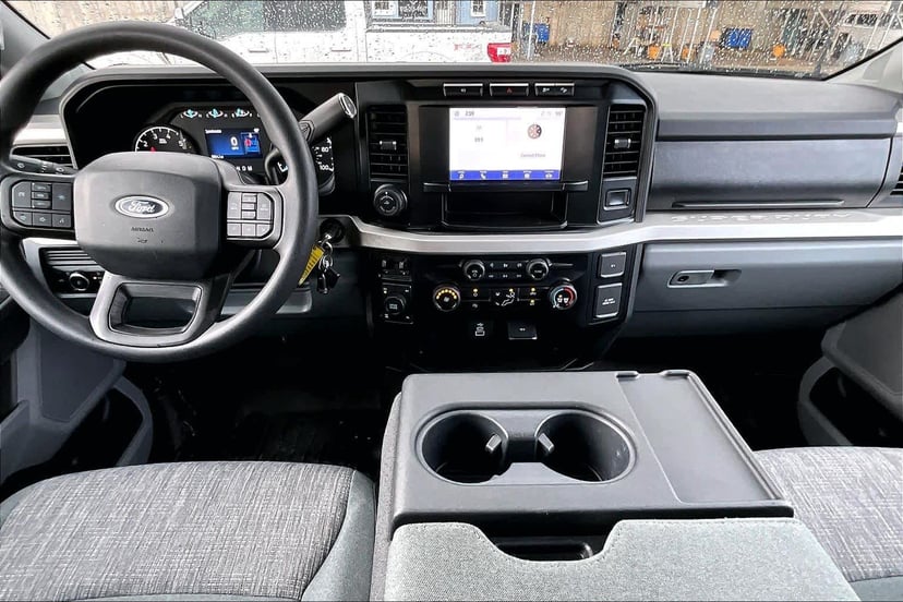 2023 Ford F-250 - Image 16