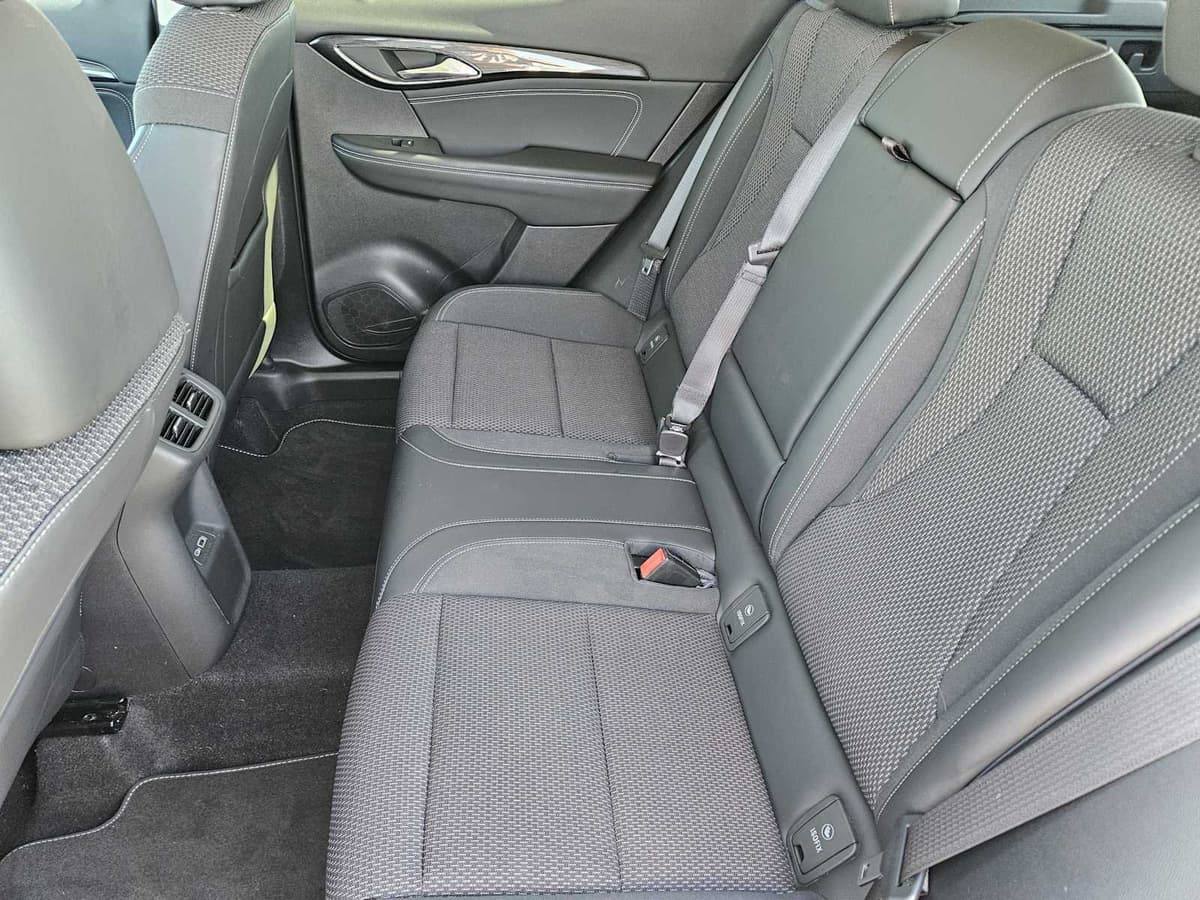 2022 Buick Envision - Image 23