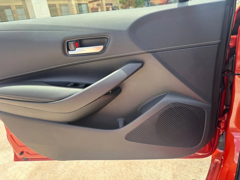 2026 Toyota Corolla Hatchback - Image 17