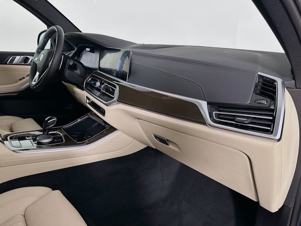 2022 BMW X5 - Image 30