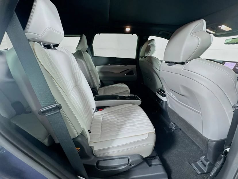 2026 INFINITI QX60 - Image 37