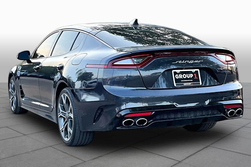 2020 Kia Stinger - Image 12