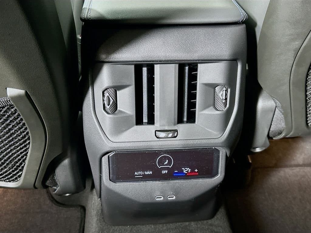 2026 BMW X3 - Image 18