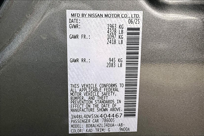 2025 Nissan Altima - Image 33