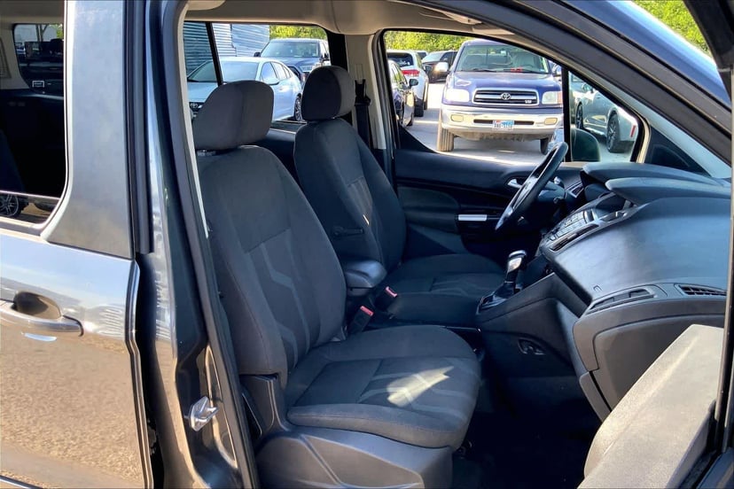 2016 Ford Transit Connect Wagon - Image 9
