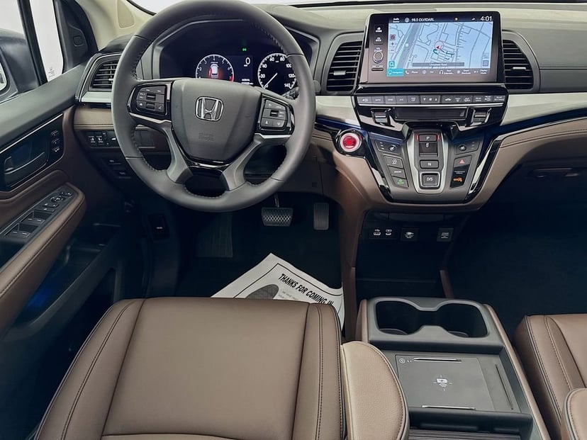 2026 Honda Odyssey - Image 32