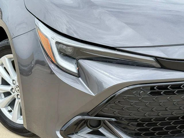 2025 Toyota Corolla Hatchback - Image 31