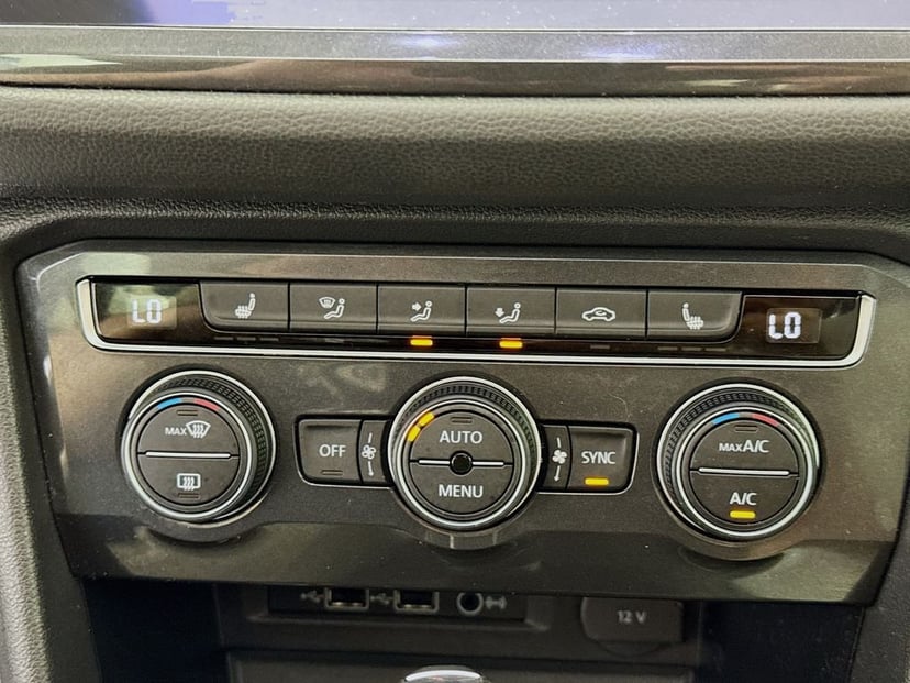 2019 Volkswagen Tiguan - Image 18