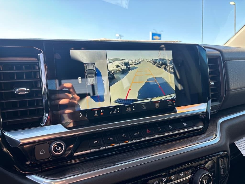 2025 Chevrolet Silverado 1500 - Image 19