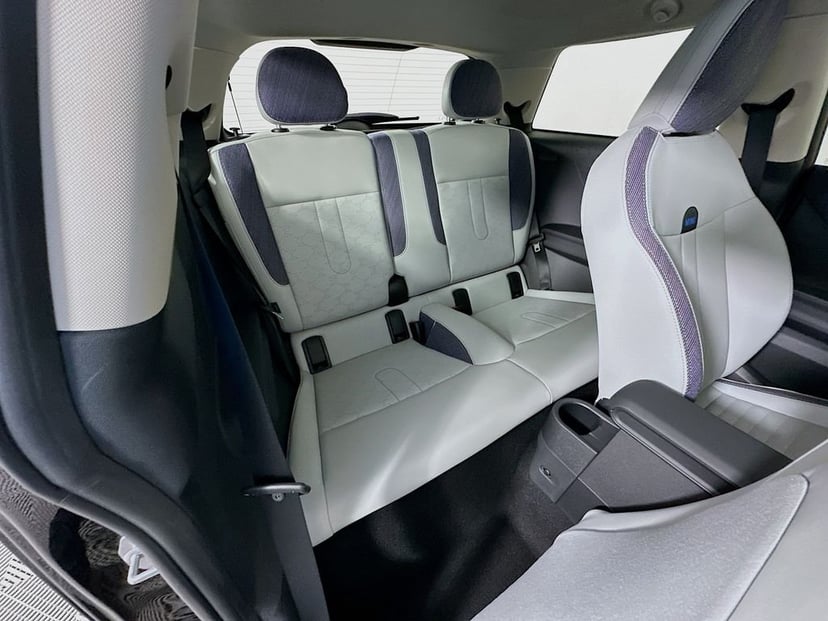 2025 MINI Cooper S - Image 27