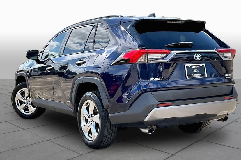 2020 Toyota RAV4 Hybrid - Image 6