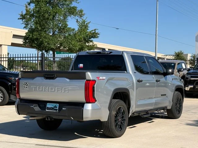 2022 Toyota Tundra - Image 5