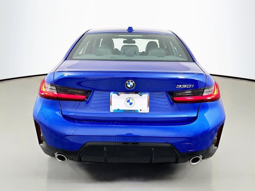 2026 BMW 3 Series - Image 6