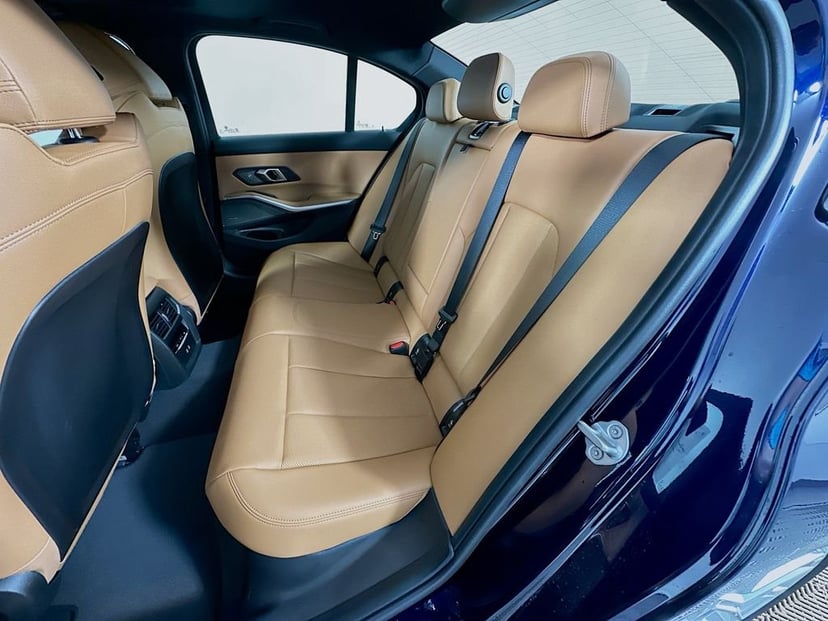 2026 BMW 3 Series - Image 17