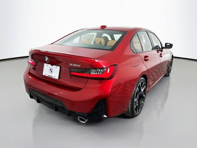 2026 BMW 3 Series - Image 5