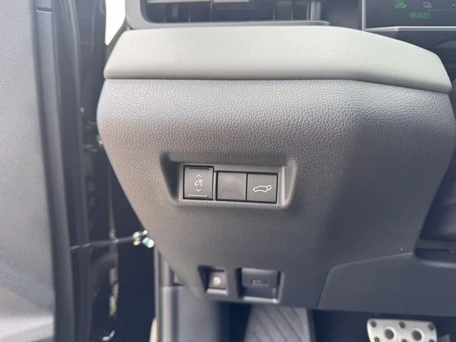 2026 Toyota RAV4 Plug-in Hybrid - Image 16