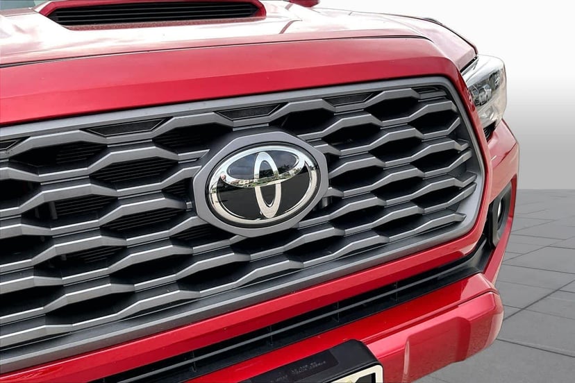 2023 Toyota Tacoma - Image 30