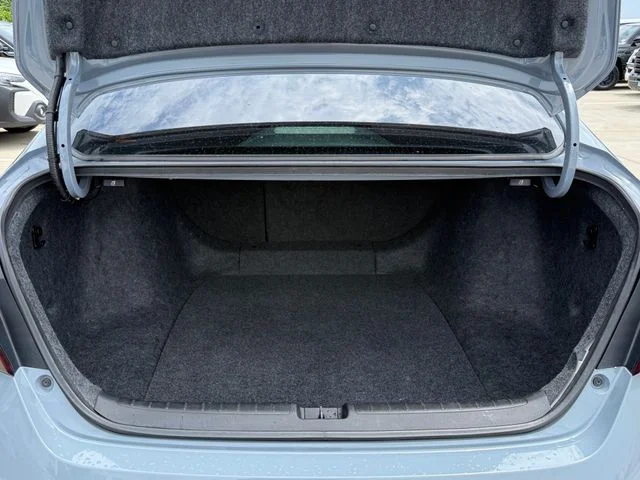 2021 Honda Accord - Image 27