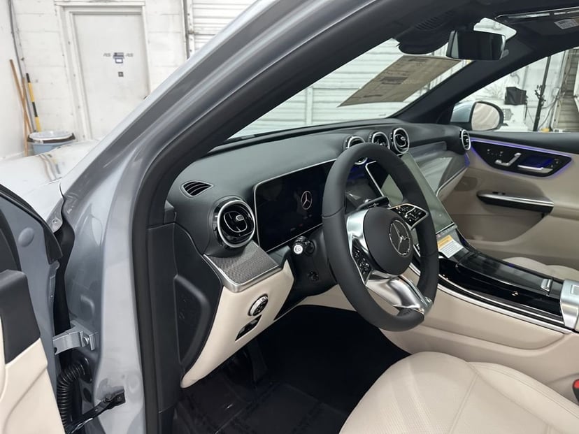 2026 Mercedes-Benz GLC - Image 9