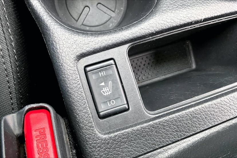 2019 Nissan Rogue - Image 35