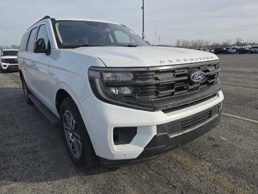 2025 Ford Expedition Max - Image 2